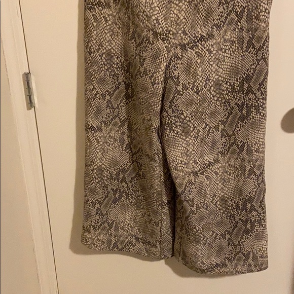 SOLD Aritzia Babaton flutter jumpsuit - Picture 2 of 5